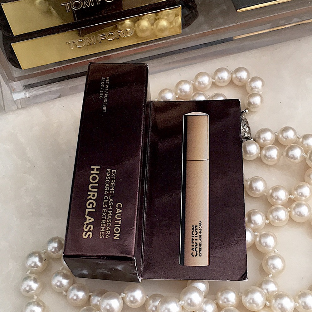 Hourglass Caution Extreme Lash Mascara